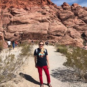 Meet your Posher, Anna